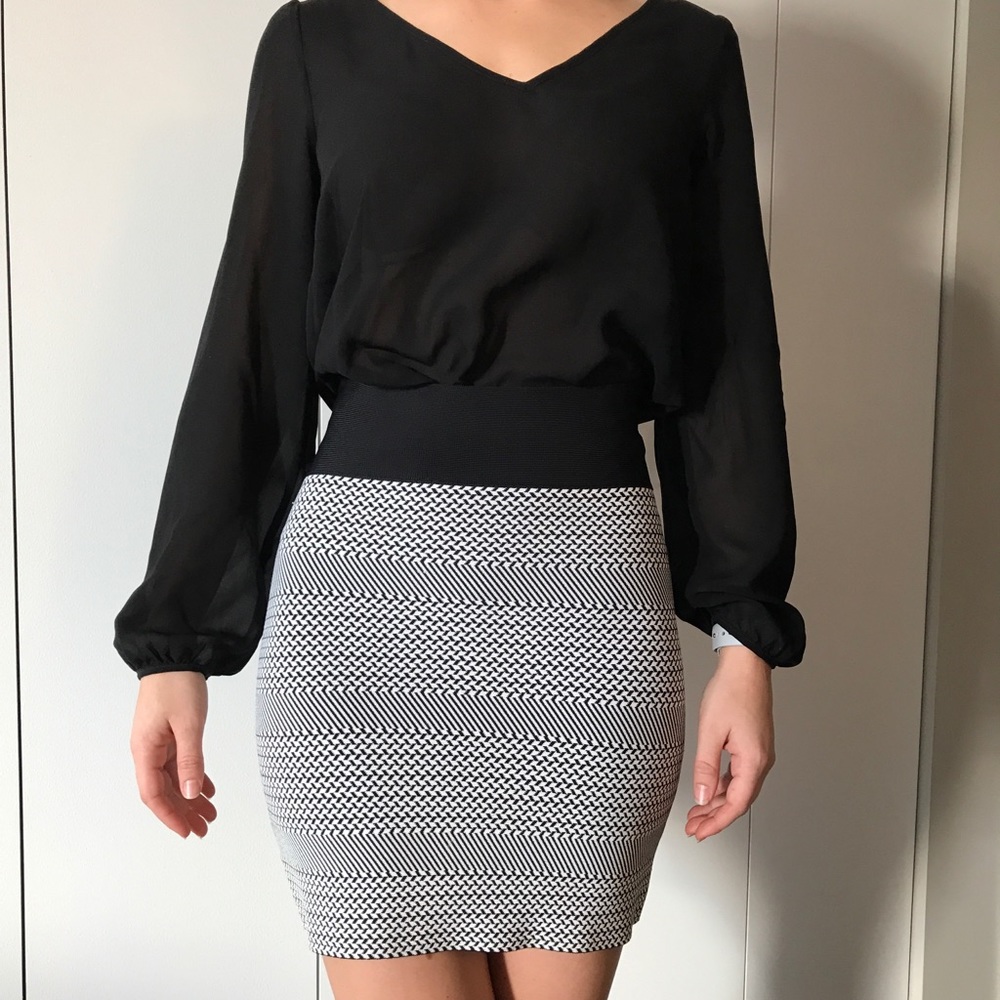 Bcbg skirt